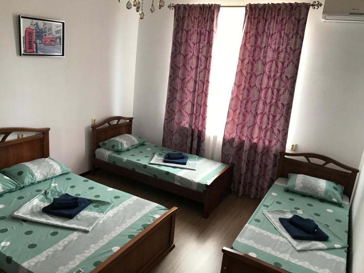 Бархат 桑德雷什 外观 照片
