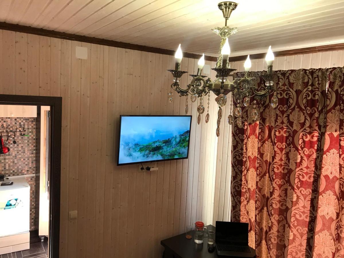 Бархат 桑德雷什 外观 照片